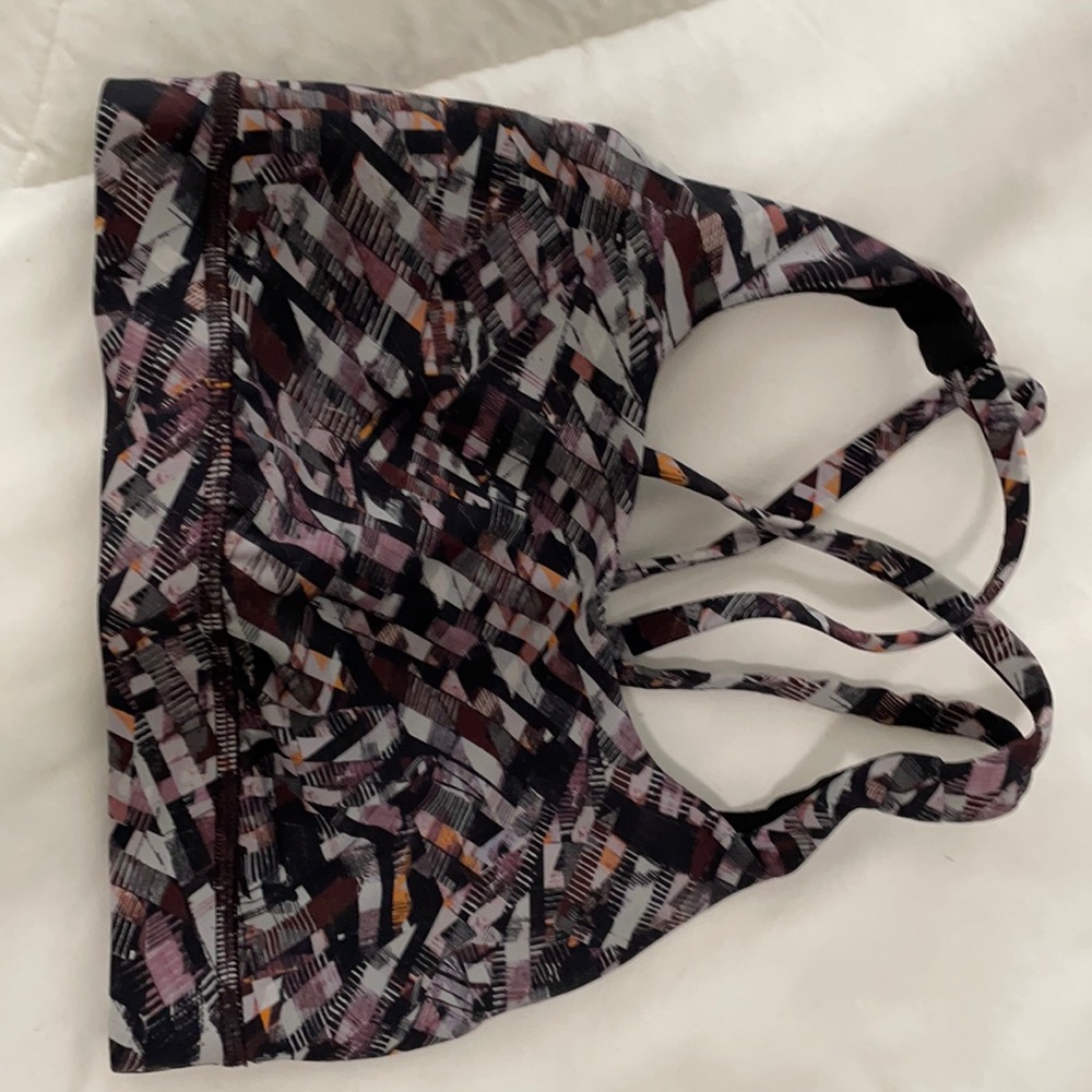 size 2 lululemon bra, only worn a few times !